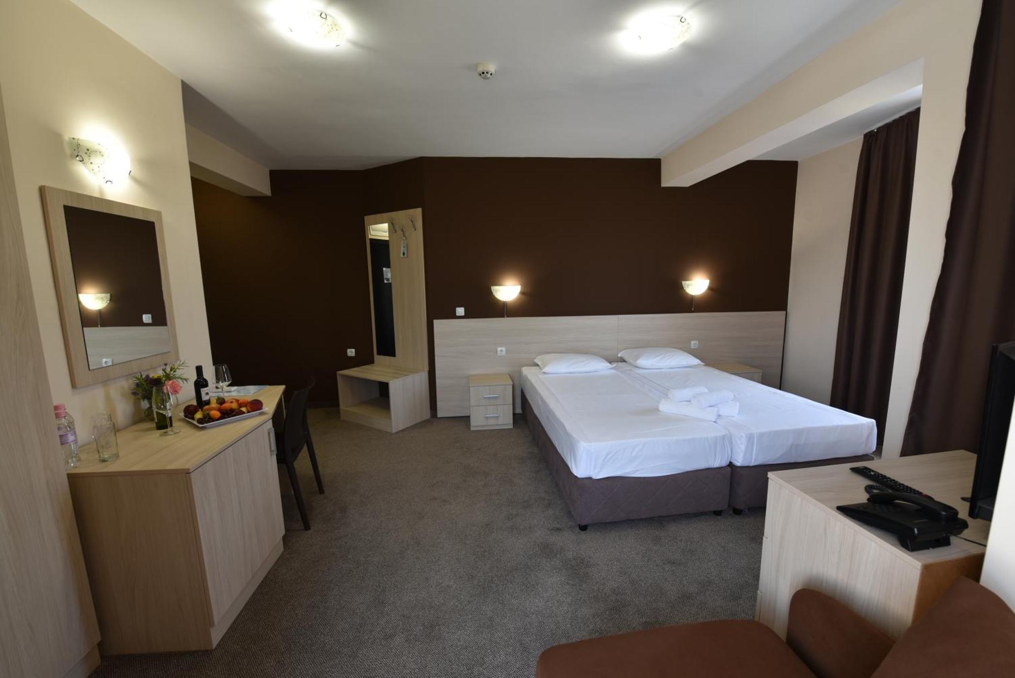 Hotel Santa Maria Обзор Экстерьер фото